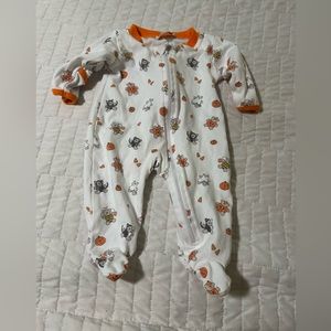 Kissy Kissy Newborn Halloween Bears